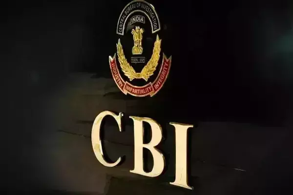 Rs 2200 करोड़ के शराब घोटाले पर CBI जांच की मांग ने पकड़ा जोर।