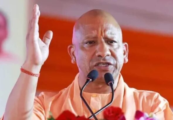 'बजना नहीं चाहिए अभद्र संगीत', होली को लेकर सीएम योगी का साफ निर्देश, अफसरों से बोले- 'कार्रवाई ऐसी हो, जो नजीर बने'