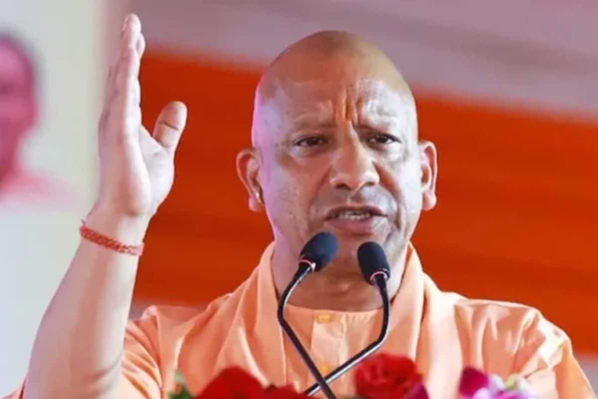 'बजना नहीं चाहिए अभद्र संगीत', होली को लेकर सीएम योगी का साफ निर्देश, अफसरों से बोले- 'कार्रवाई ऐसी हो, जो नजीर बने'