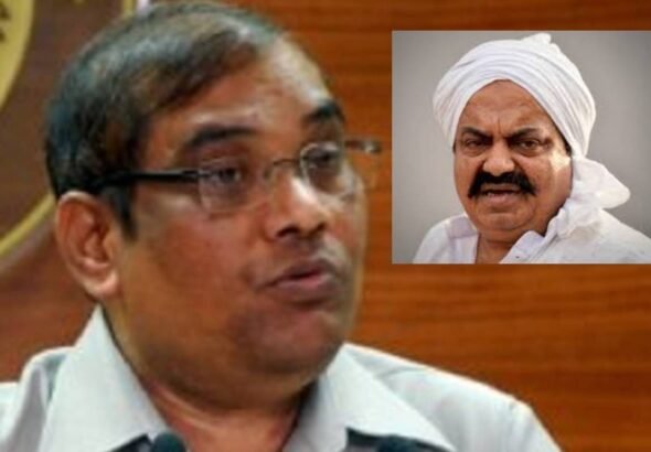 सपा के 'टॉर्चर चैंबर' का खौफनाक सच: चाबुक से खाल उधेड़ता था अतीक, पूर्व DGP बृजलाल का खुलासा