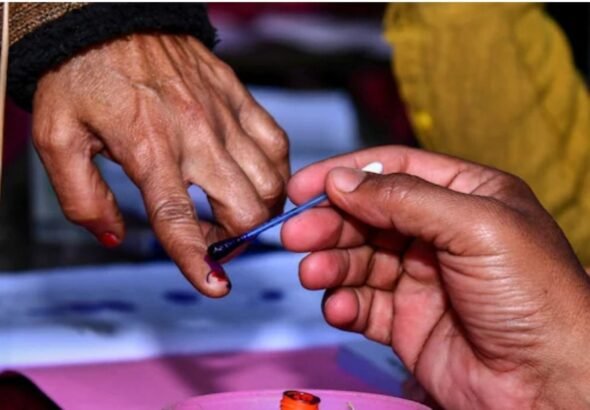 ISF और वाम मोर्चे के बीच सीटों का बंटवारा: 29 पर बनी सहमति, जानिए क्या है बंगाल का नया सियासी समीकरण