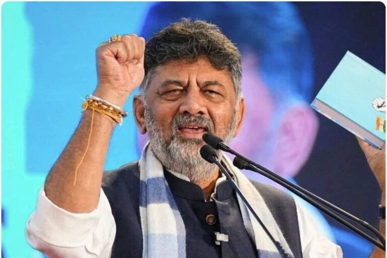 क्या सिद्धारमैया की कुर्सी पर है खतरा? प्रियंका गांधी से सीक्रेट मीटिंग के सवाल पर शिवकुमार ने साधी चुप्पी