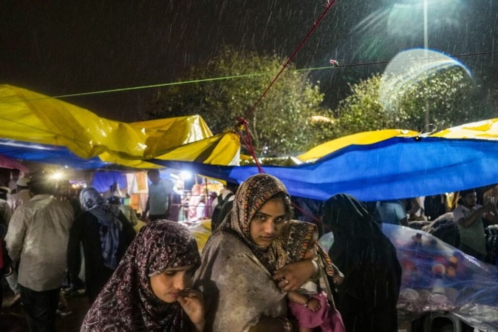 दिल्ली-NCR में जमकर बारिश, अब आई IMD की डराने वाली चेतावनी, 48 घंटों में आ रही तबाही वाली आफत