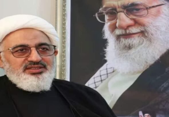 'खामेनेई को भारत से बहुत प्यार था', जंग के बीच ईरान ने दिखाई दोस्‍ती, अमेरि‍का को मैसेज-घुटने नहीं टेकेंगे