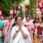 West Bengal Election Live: चुनाव आयोग ने 5 डीआईजी का किया तबादला, TMC उम्मीदवार को झेलना पड़ा विरोध