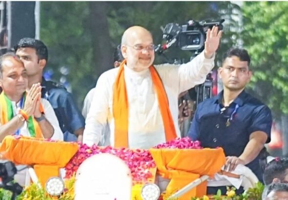 उल्टा लटका कर सीधा कर दूंगा, अमित शाह ने 'ममता दीदी के गुंडों' को दी चेतावनी, घर से बाहर नहीं निकलना वरना...