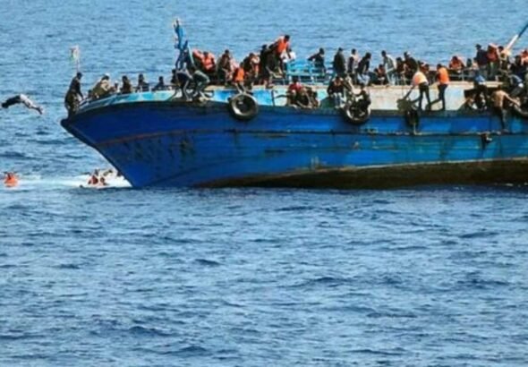 अंडमान के समंदर में बड़ा हादसा: रोहिंग्या और बांग्लादेशियों को ले जा रही नाव डूबी, करीब 250 लोग लापता