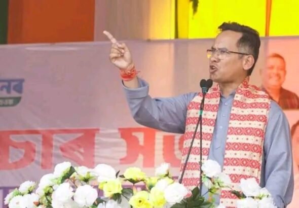 असम चुनाव में वोटिंग से पहले कांग्रेस प्रत्याशी ने 'डाले हथियार', धरी रह गई राहुल गांधी और गौरव गोगोई की प्लानिंग