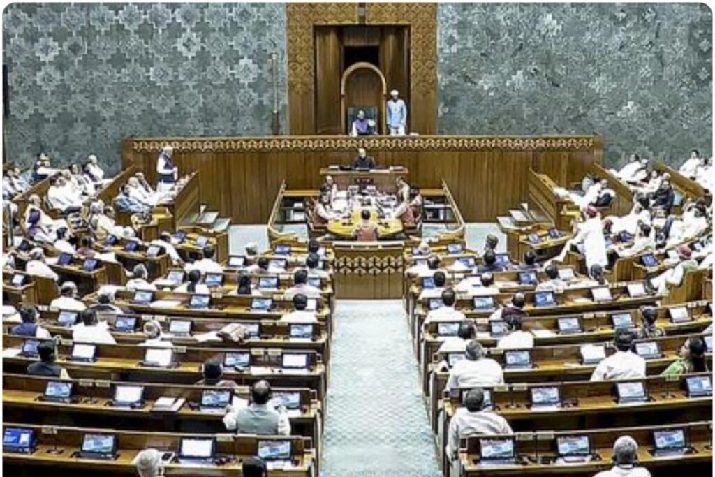 अपनी ही बिछाई बिसात में उलझा विपक्ष? महिला आरक्षण में परिसीमन को लेकर जीतकर भी हार गया विपक्ष