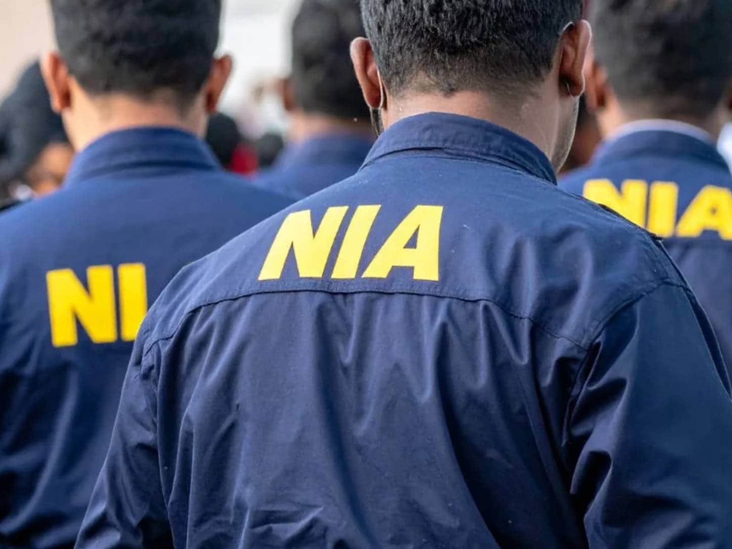 शहीदों के गुनहगार पर चला कानून का हथौड़ा, CRPF कैंप हमले के आरोपी की जमीन-मकान जब्त, 5 जवानों की गई थी जान