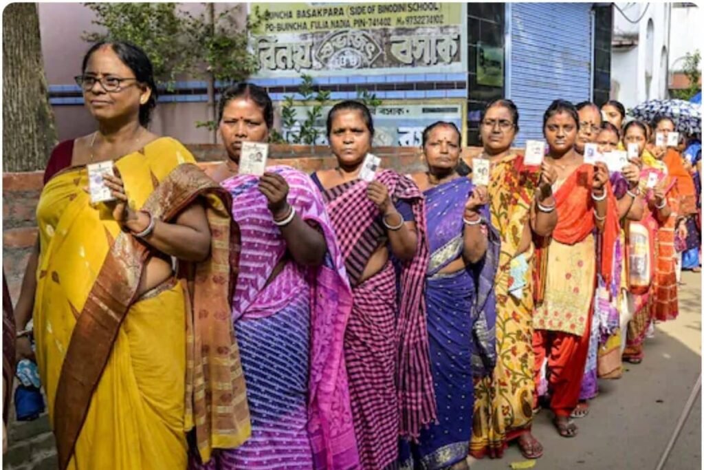 100 मीटर के दायरे में नो एंट्री, सिर्फ वोटर्स को मिलेगी इजाजत; बिना स्लिप के भी डाल सकेंगे अपना वोट, जानें कैसे?