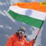 हौसला ऐसा कि हिमालय झुक जाए! जिस दिव्यांग शिक्षिका को दुनिया दी ताने, उसने 20 हजार फीट चोटी पर गाड़ा तिरंगा