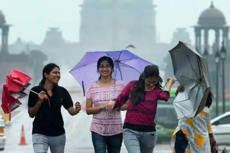 70KM की रफ्तार से महातूफान, अगले 72 घंटे भारी, UP-बिहार सहित 11 राज्यों में आंधी-बारिश का तांडव, IMD का अलर्ट