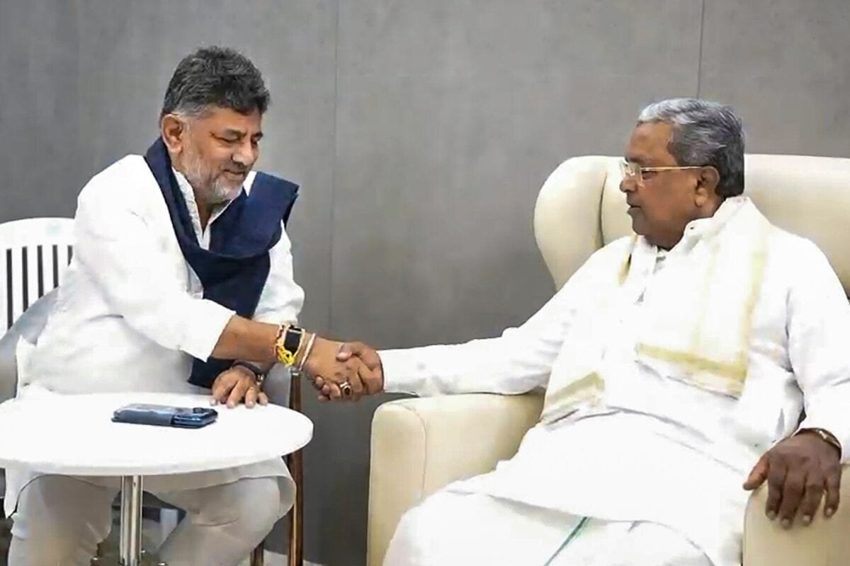 Karnataka CM News Live Updates: सिद्धारमैया का 'बेंगलुरु लव': दिल्ली की राजनीति छोड़कर कर्नाटक में ही क्यों रुक गए निवर्तमान CM?